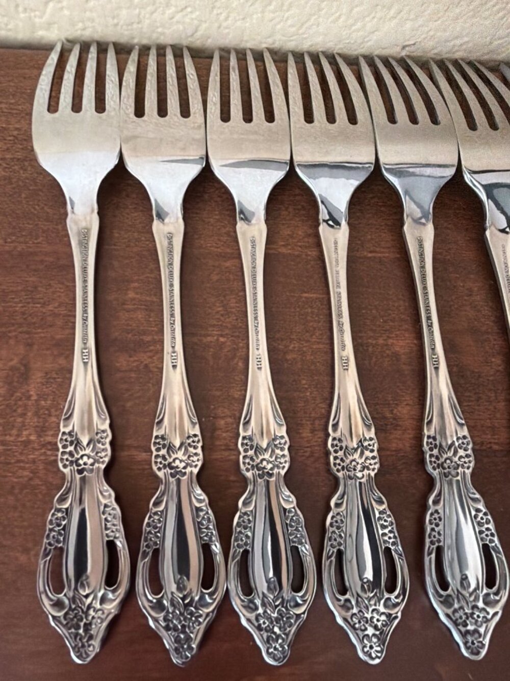 Set of 12 Oneida Distinction Deluxe HH Raphael Stainless Dinner Forks 7.25" Repl - Picture 12 of 16